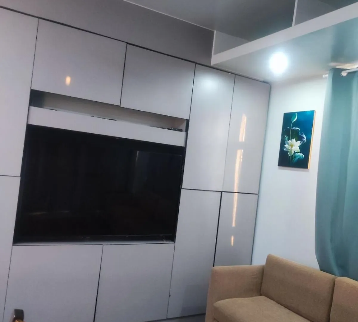 Two Bedroom - Presidio Lakefront Manila Apartment
